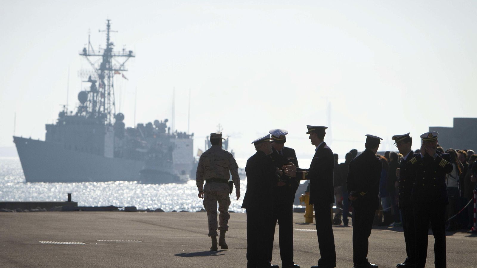 La fragata Navarra regresa a la base naval de Rota (Cádiz) tras participar en una misión internacional