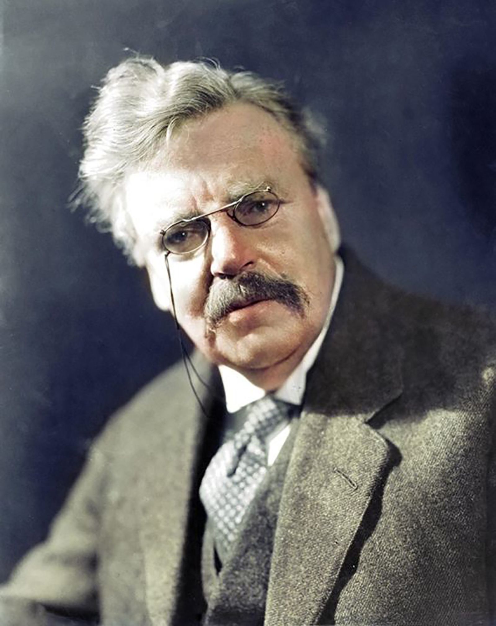 El escritor G. K. Chesterton (Londres, 1874-Beaconsfield, 1936).