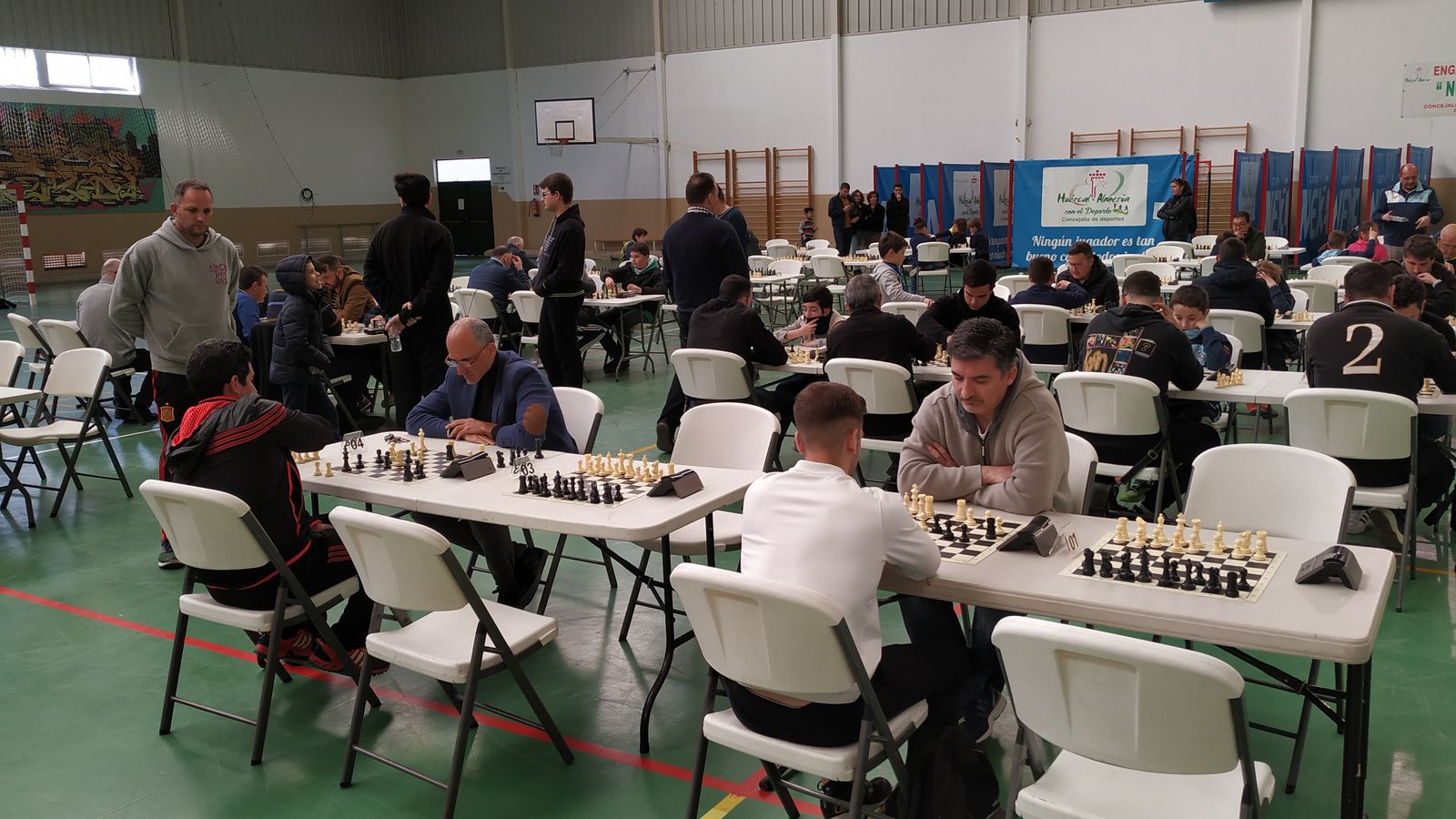 Gran ambiente en el Pabellón de Deportes de Huércal