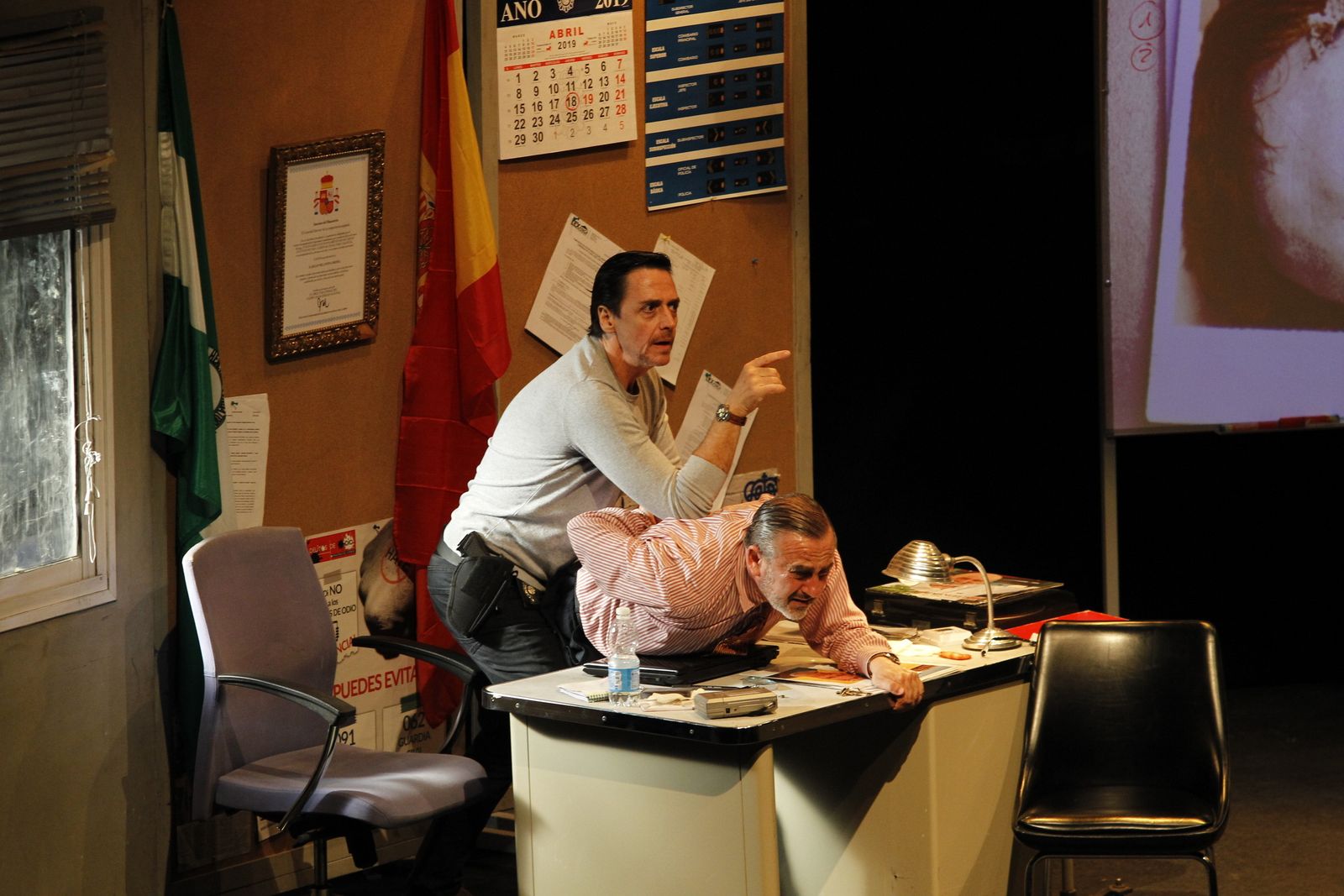 Fotogalería Festival de Teatro de El Ejido. Obra "El Asesino de la Regañá". Teatro Municipal de El Ejido