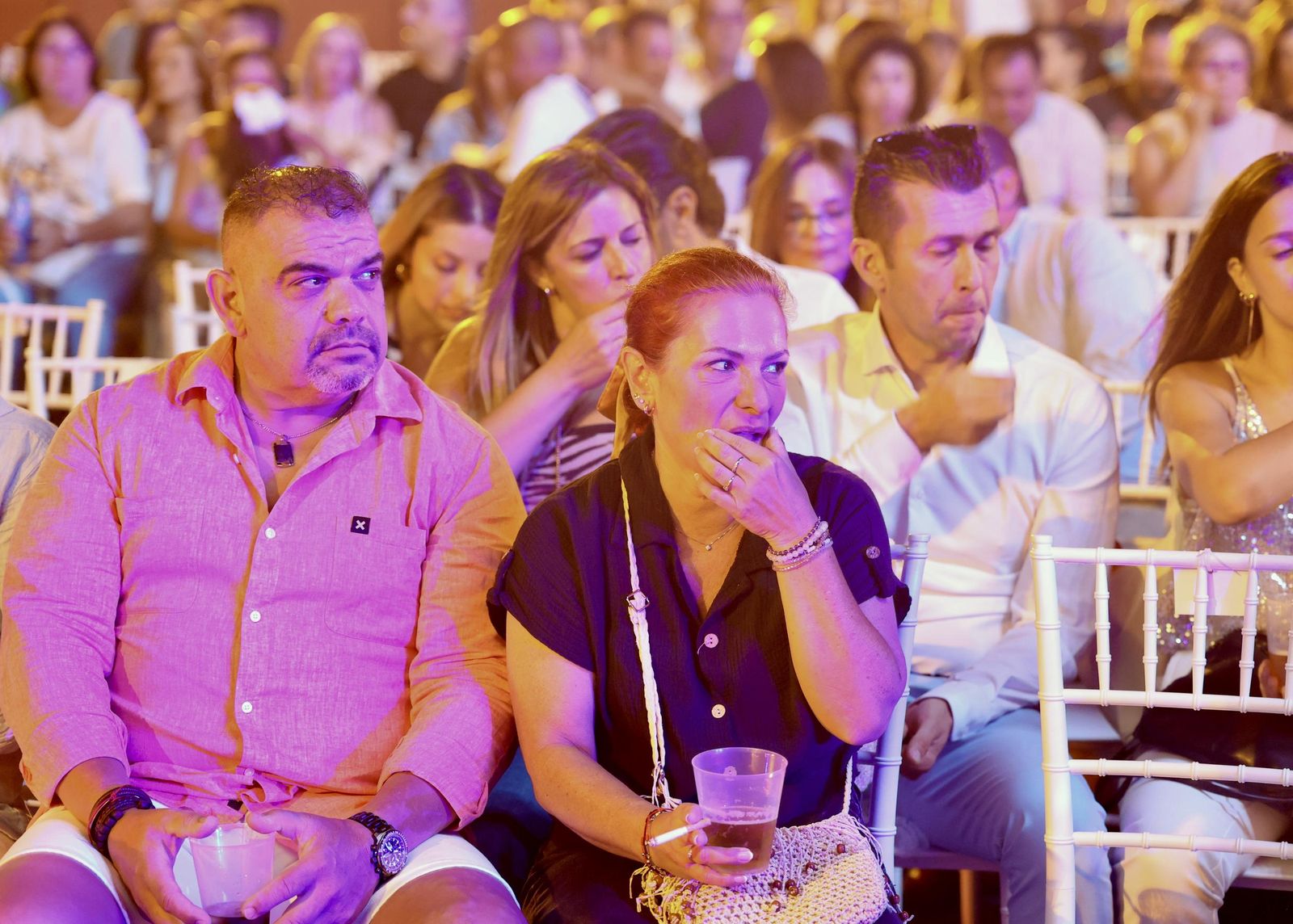 Búscate en el concierto de Hombres G