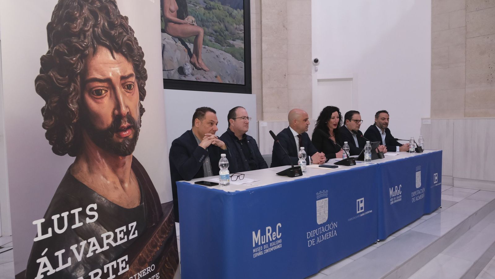 Las fotos de la exposición del escultor e imaginero Luis Álvarez Duarte en el MUREC
