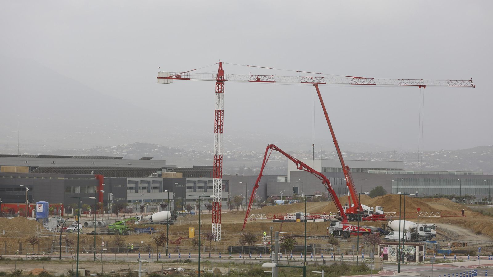 Obras en la zona de ampliación de la Universidad de Málaga. Obras en la zona de ampliación de la Universidad de Málaga.