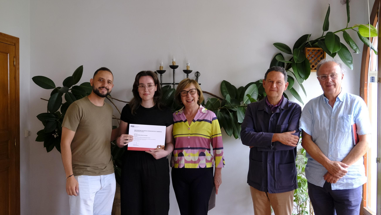 Entrega de diplomas a los alumnos del seminario de historia del Festival de Vélez Blanco