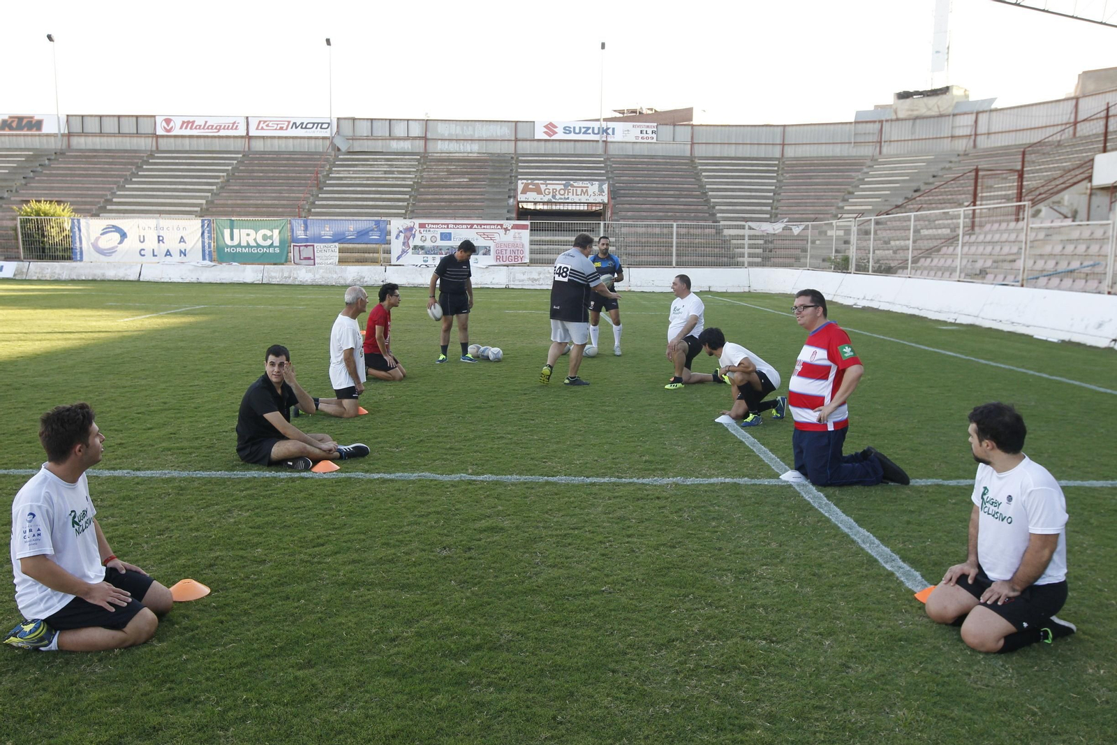 Fotogalería rugby inclusivo URA CLAN. Almería