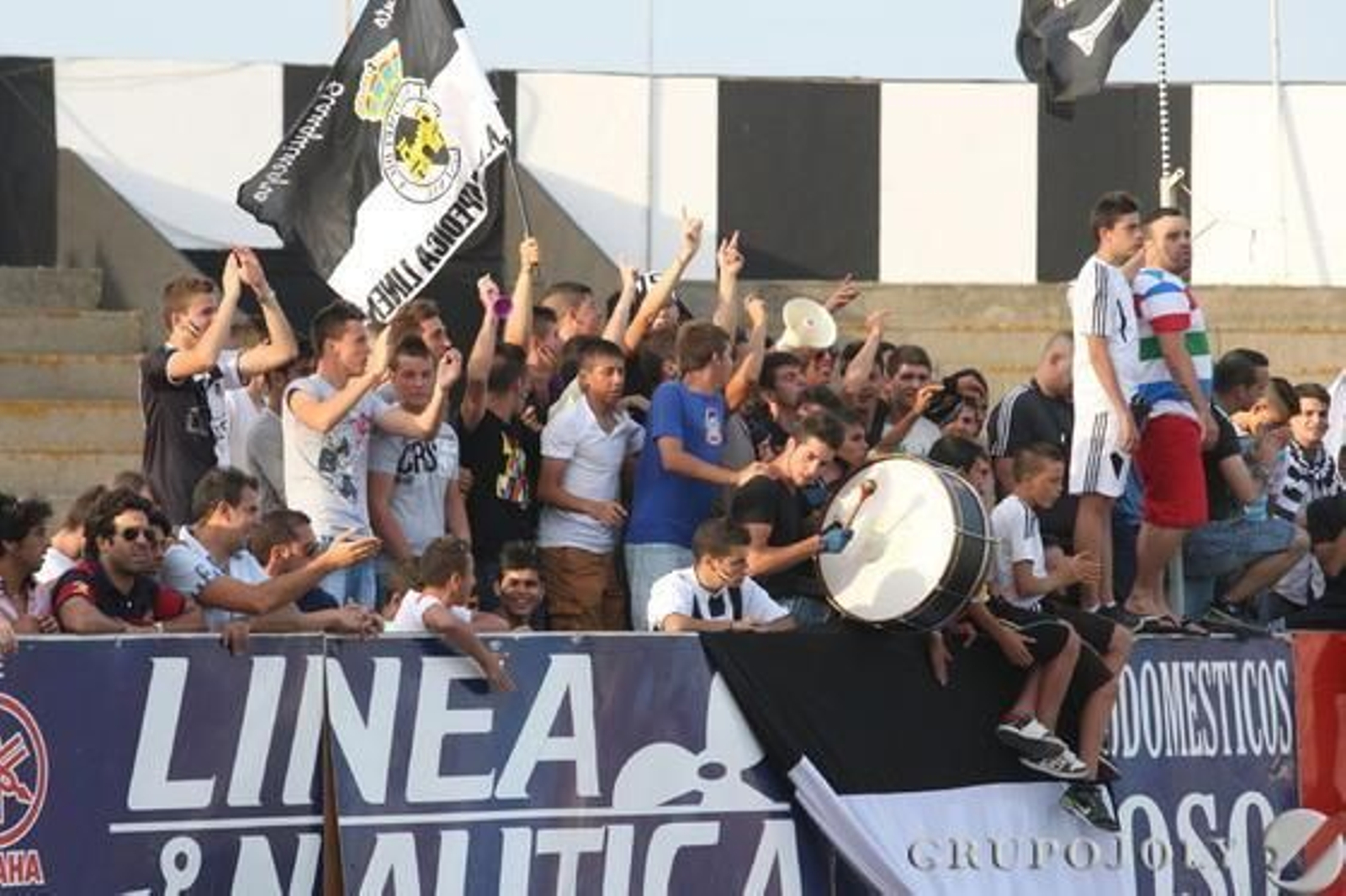 La Balona saca a relucir su calidad para dar un vuelco al resultado con un hombre menos.

Foto: Paco Guerrero