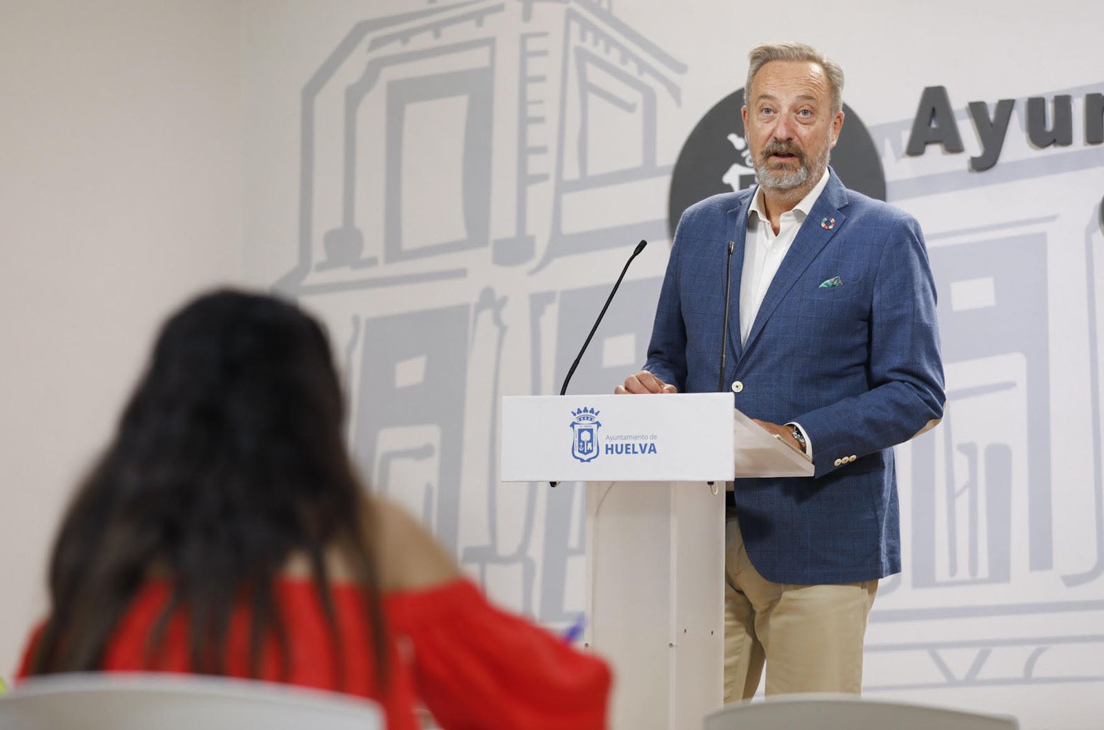 El concejal de Urbanismo durante la presentación de los proyectos urbanísticos.