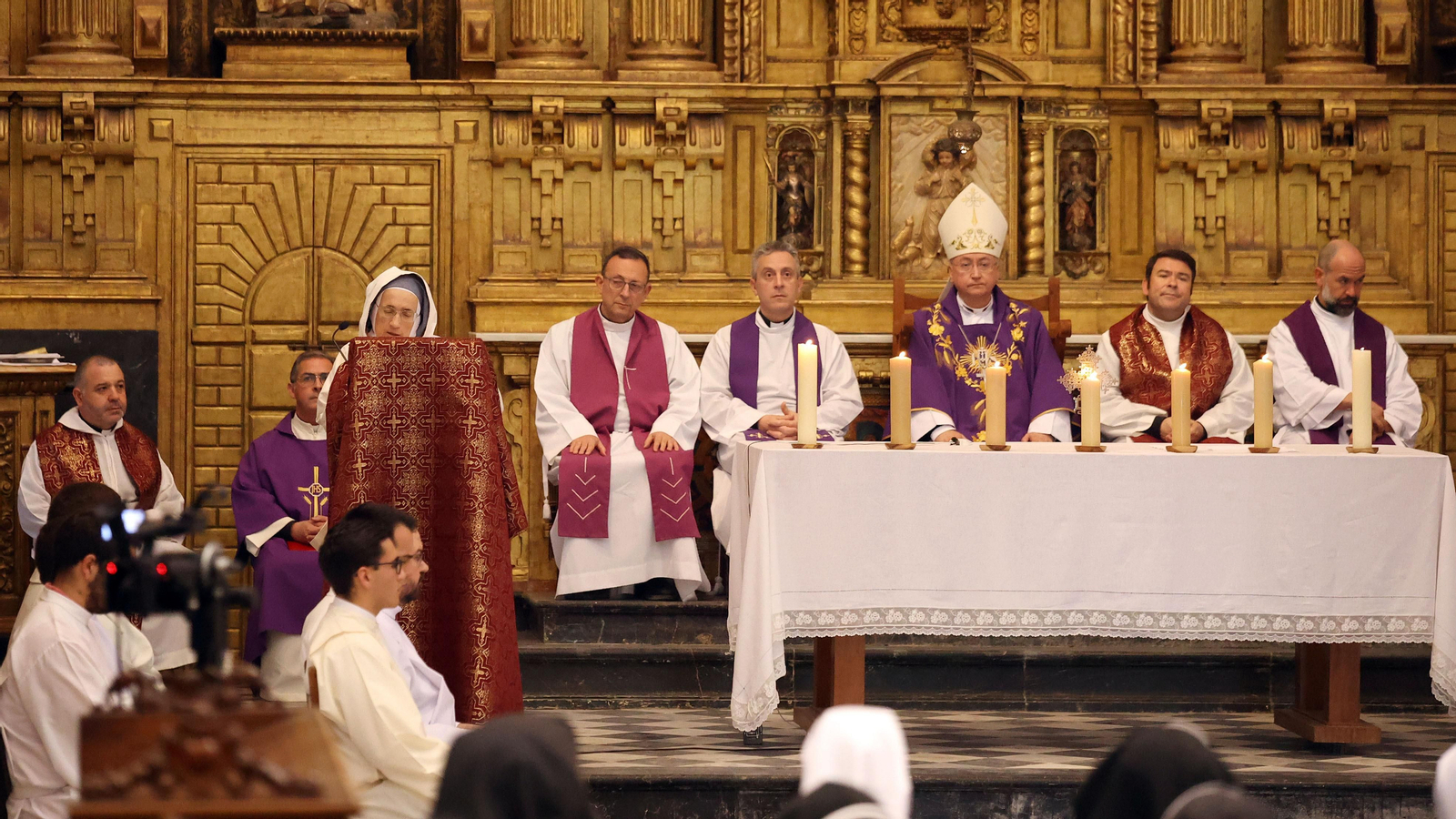 Misa de despedida en la Cartuja de Jerez a las hermanas de Belén