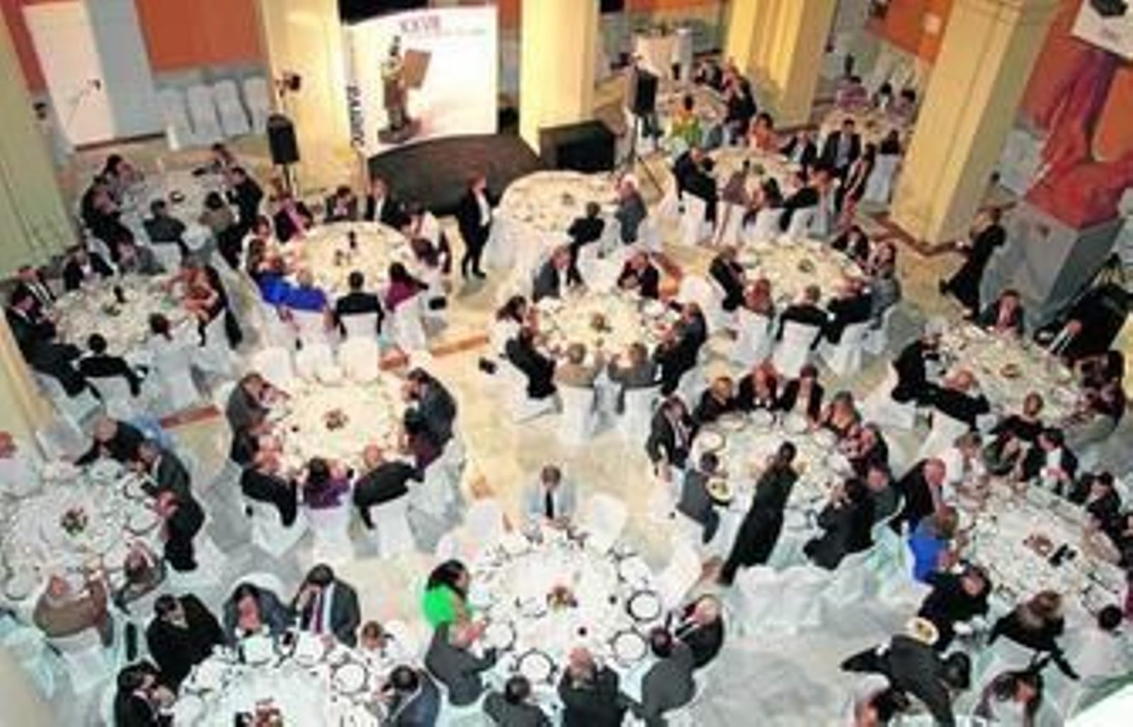 El salón porticado de La Merced volverá a acoger esta tarde la gala, que conducirá la periodista de 'Huelva Información' Elena Llompart.