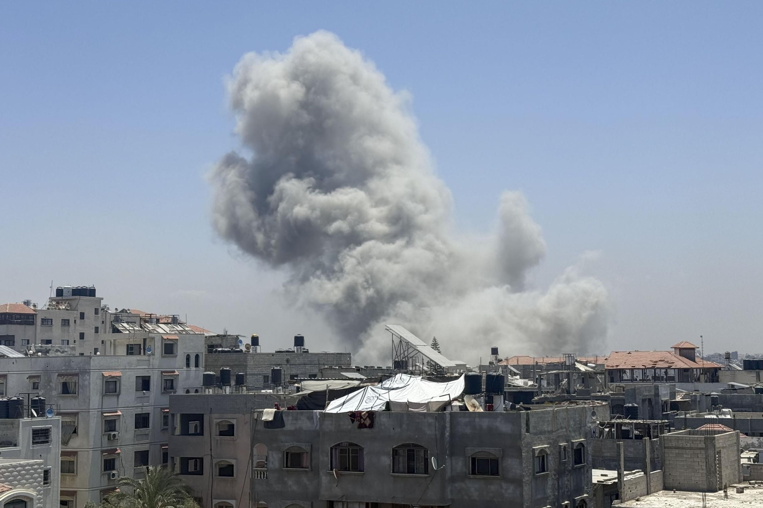 Israel detiene a empleados de la OMS en Gaza como "sospechosos de terrorismo"