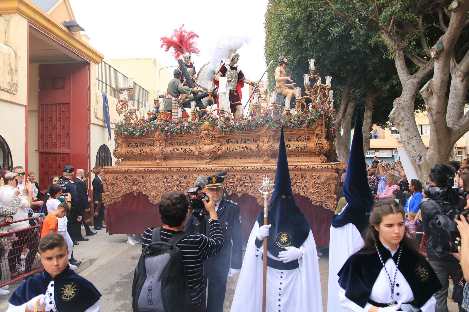 La procesión de La Estrella, en imágenes. Semana Santa de Almería 2023