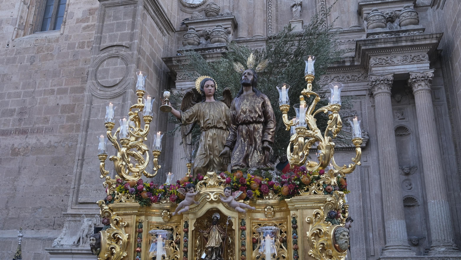 Procesión de Estudiantes en Almería, en imágenes