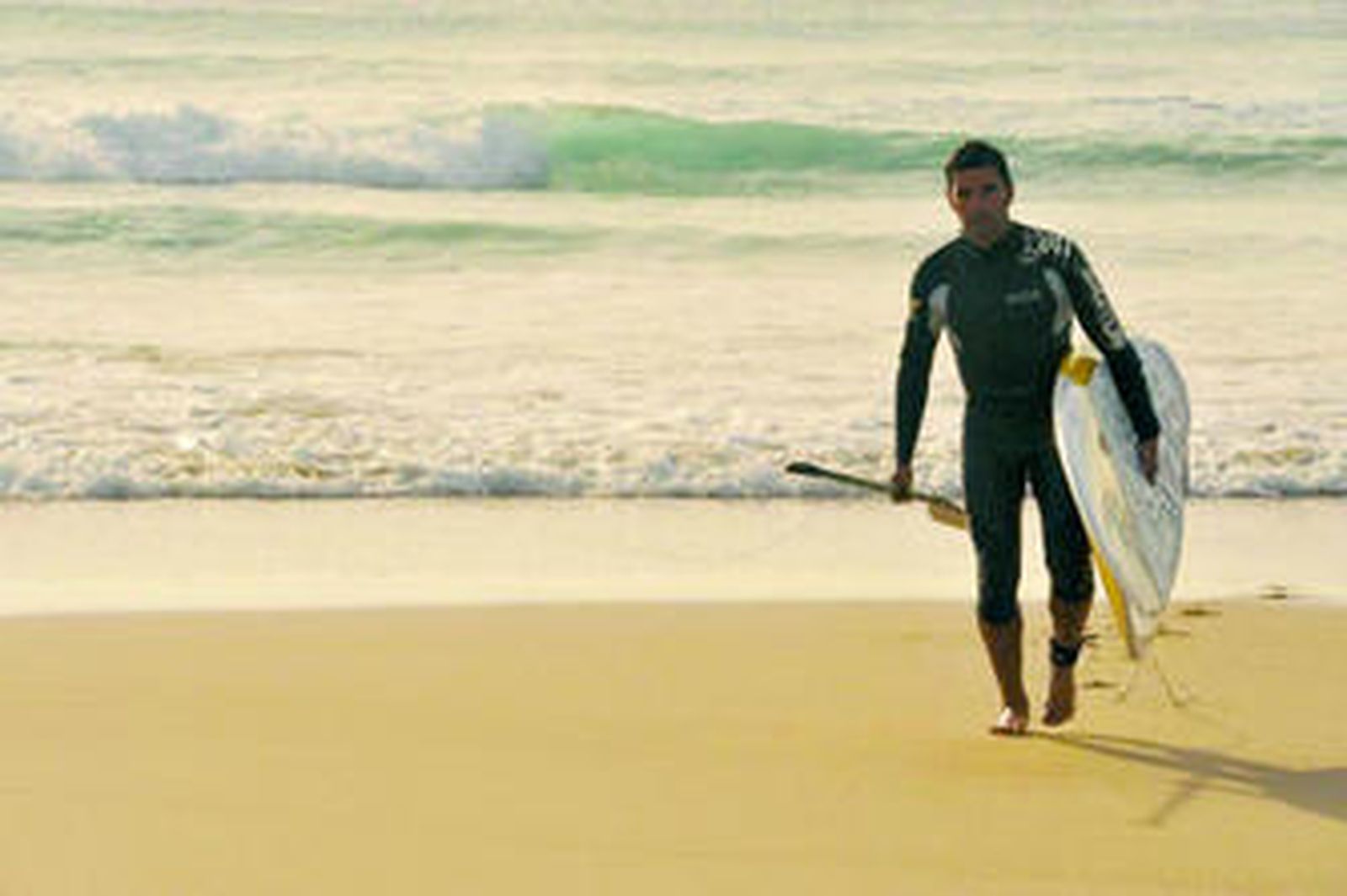 Este deporte puede ser practicado con cualquier edad y condición física, además, los materiales son más económicos que en el 'kate' o el 'wind'.