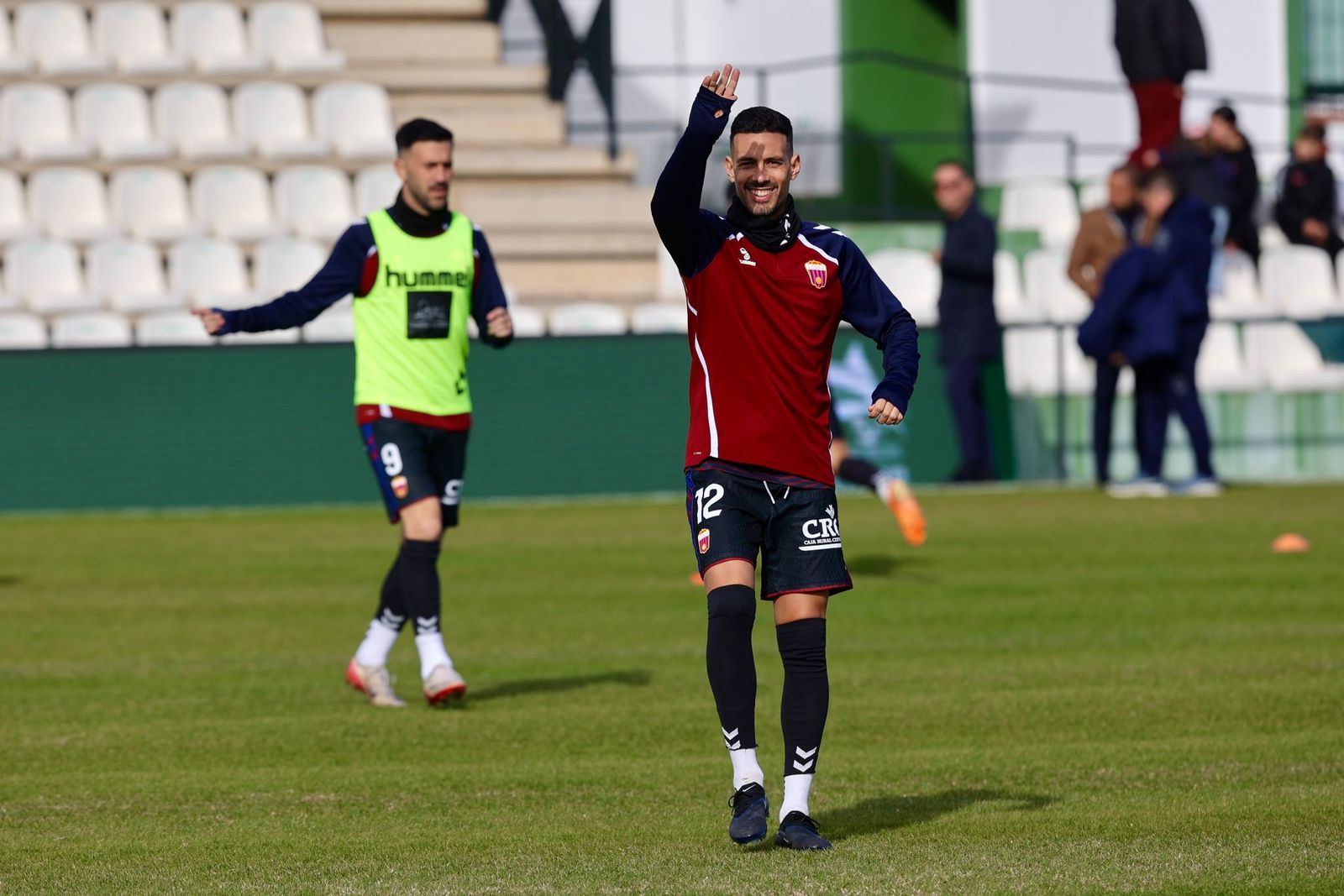 El Juventud de Torremolinos, en inferioridad, rescata un punto ante el Eldense (1-1)