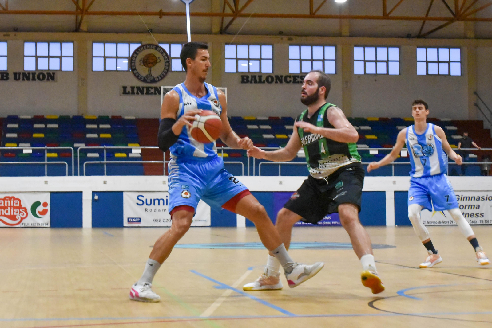 Cándido Matoso, en una acción ofensiva durante un partido