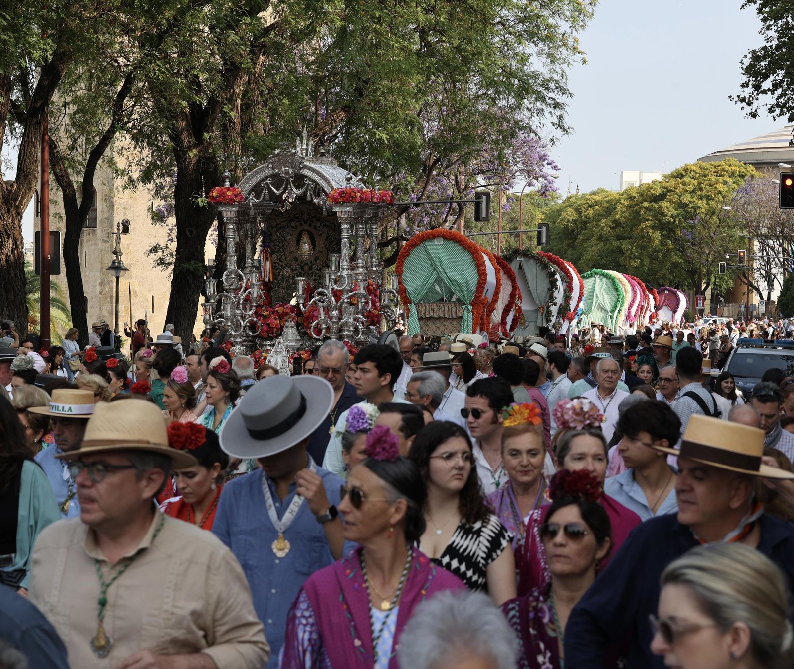 Las mejores fotos de la salida de la Hermandad de Sevilla hacia el Rocío