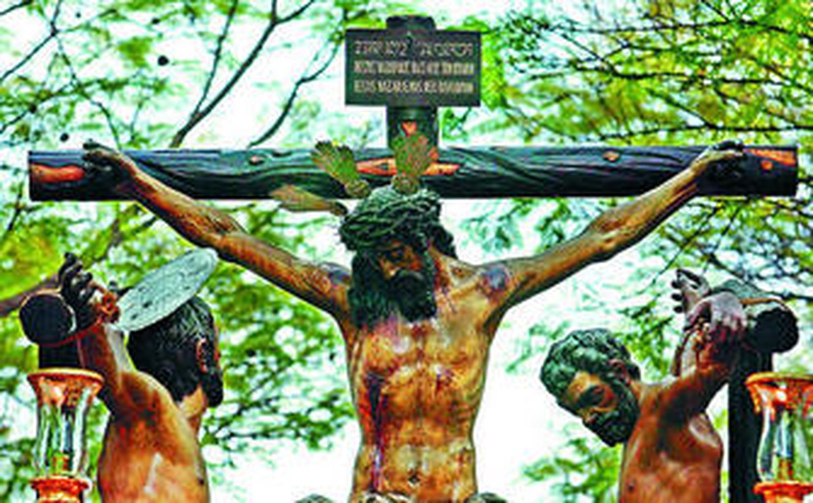 Imágenes de San Dimas y del Santísimo Cristo de la Esperanza.