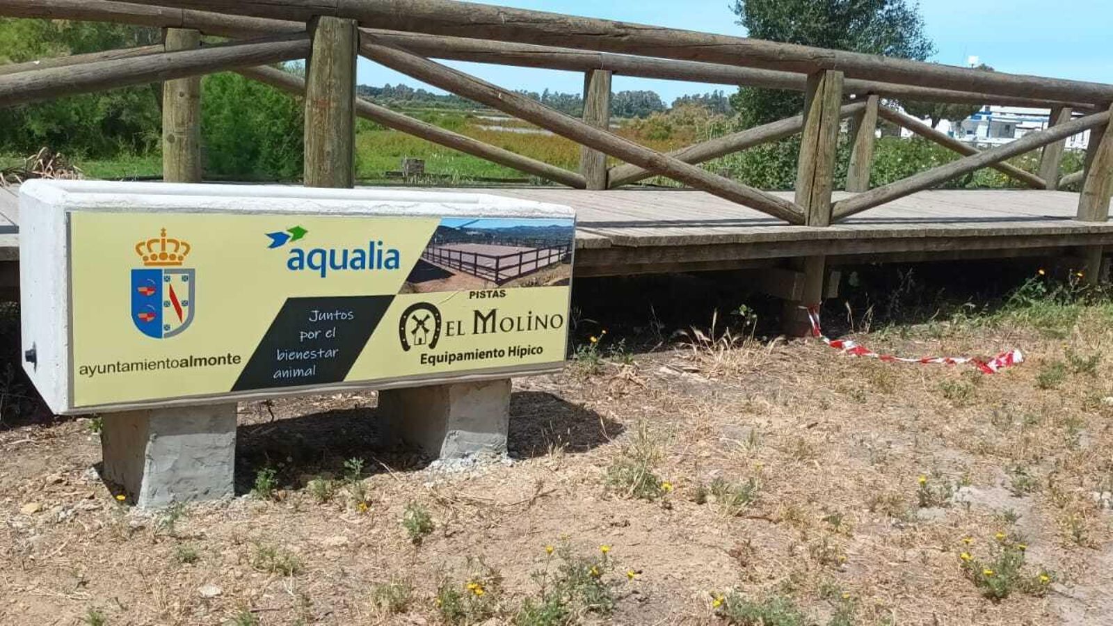 Piletas instaladas por Aqualia para animales.