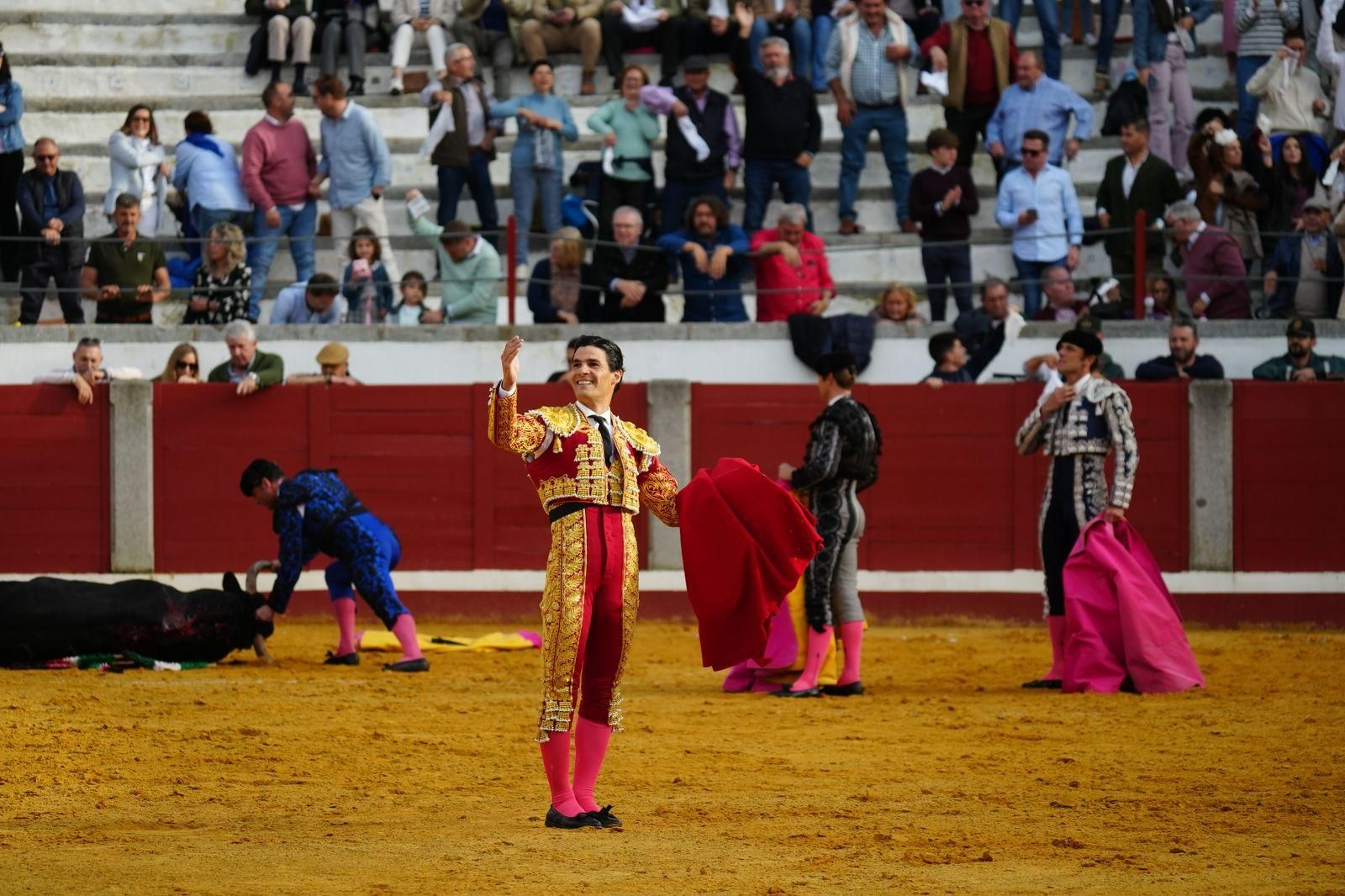 La corrida de primavera con Talavante, Pablo Aguado y Juan Ortega en Pozoblanco, en imágenes
