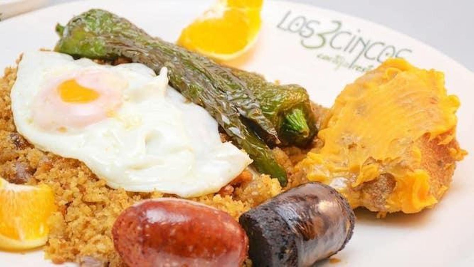 Un Plato de los Montes de Los Tres Cincos. Un Plato de los Montes de Los Tres Cincos.