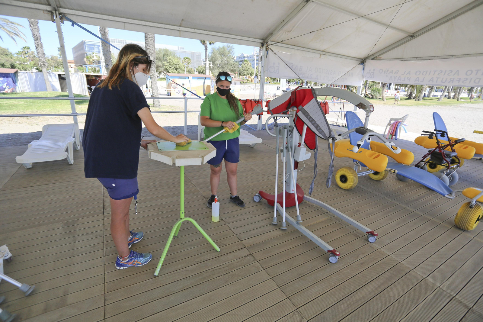Fotos de la playa en Málaga, donde escapar del calor
