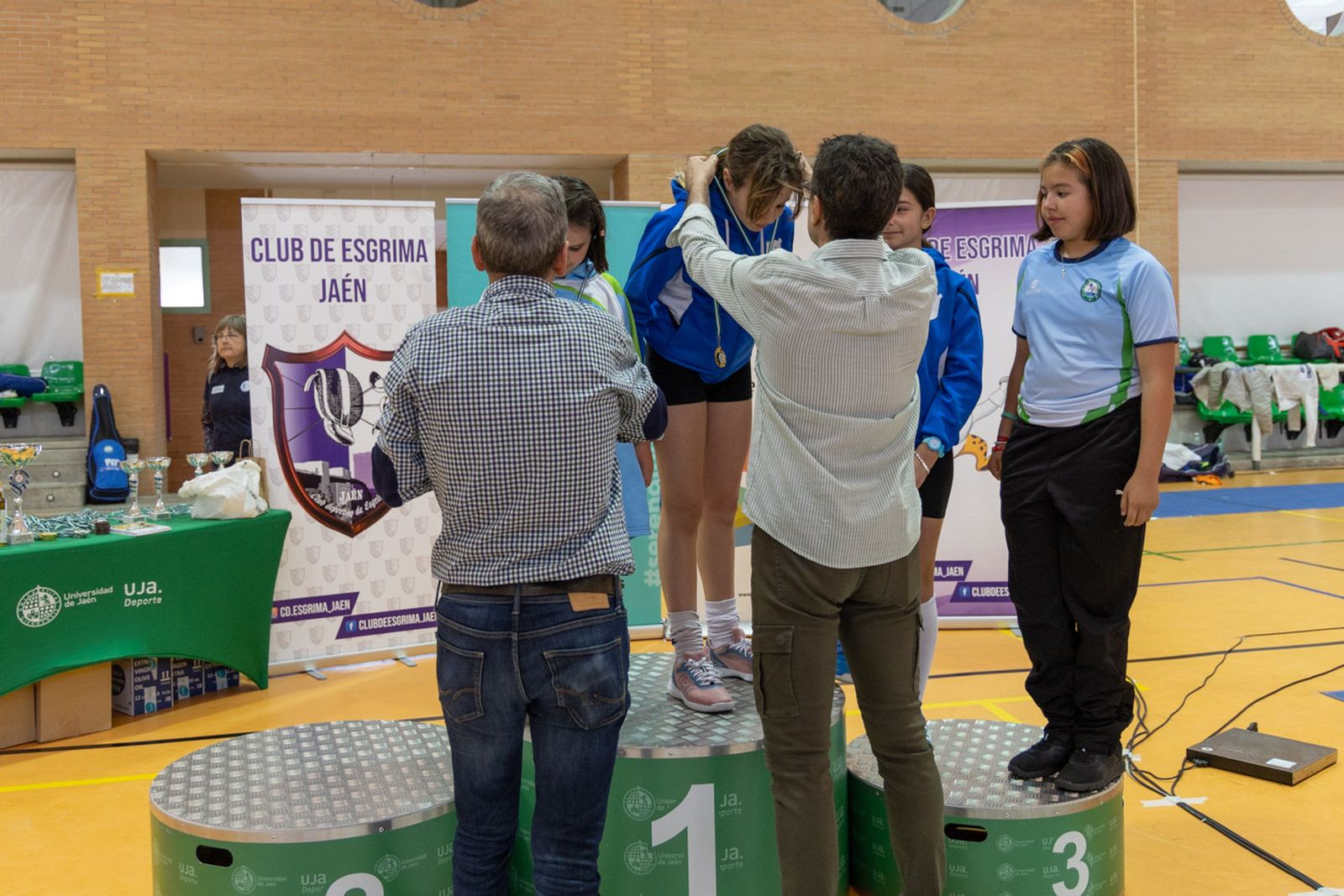 En imágenes: inclusión y espectáculo deportivo en la X Torneo de Esgrima Ciudad de Jaén