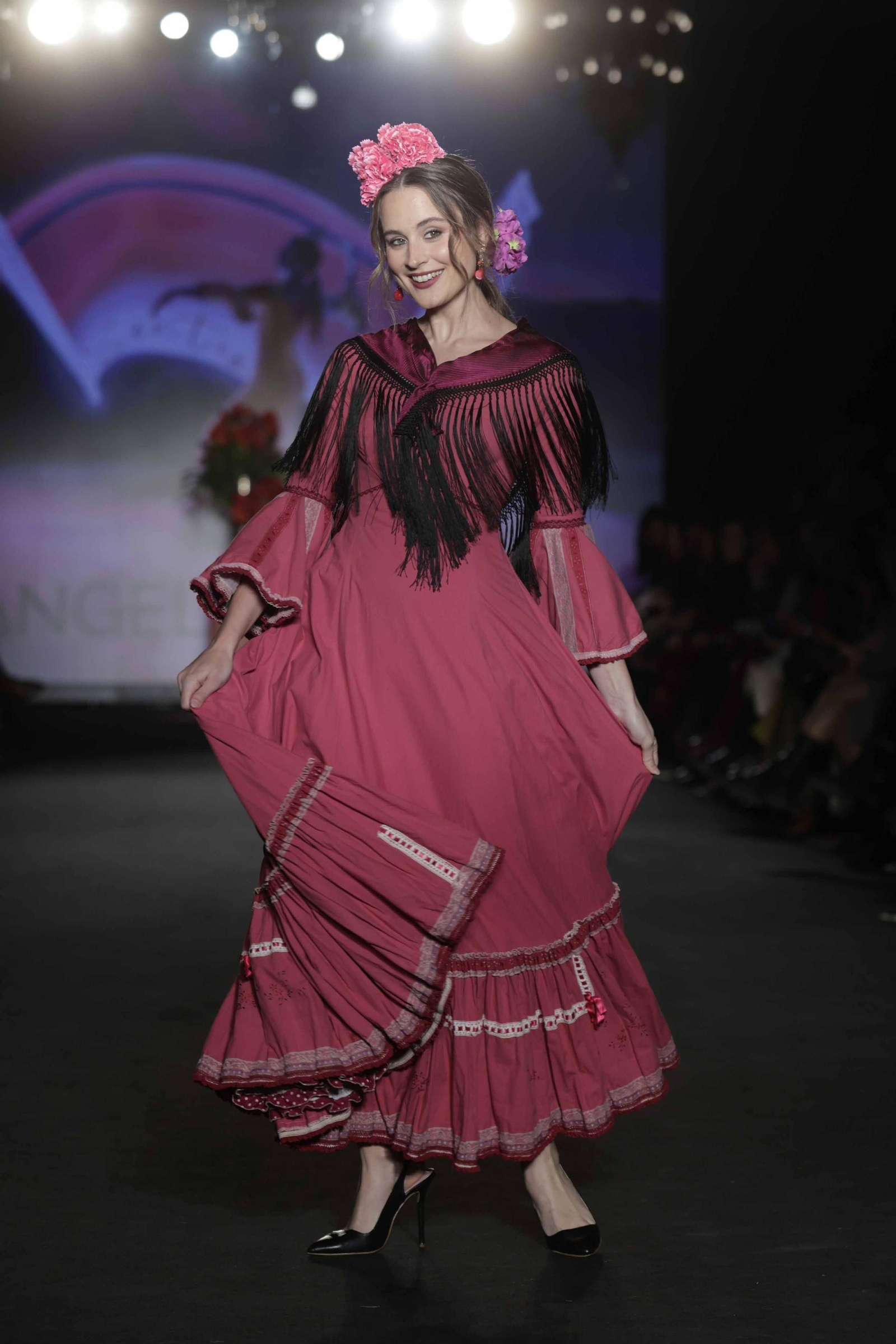 El desfile Ángela & Adela en  We Love Flamenco, todas las fotos