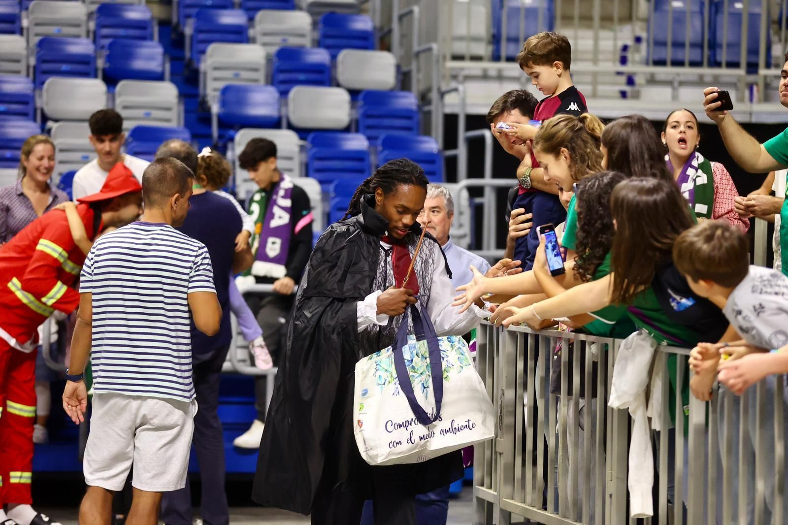 El Halloween del Unicaja, en fotos