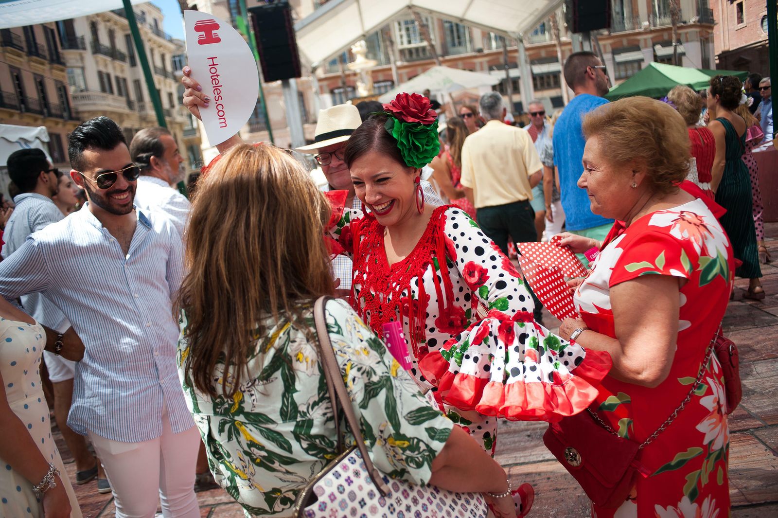Bailes en la Plaza de la Constitución.
