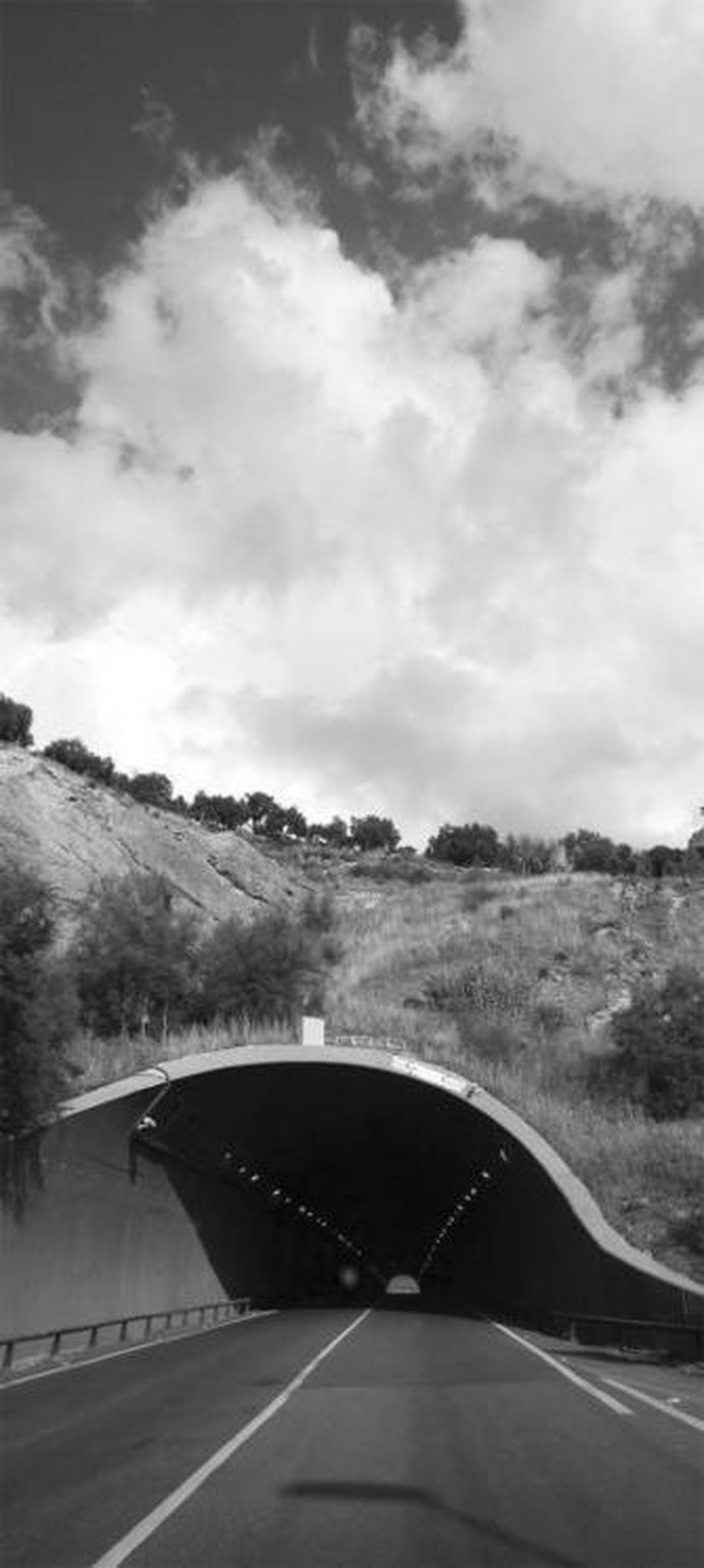 Uno de los túneles de la carretera A-384, que une Arcos y Algodonales.