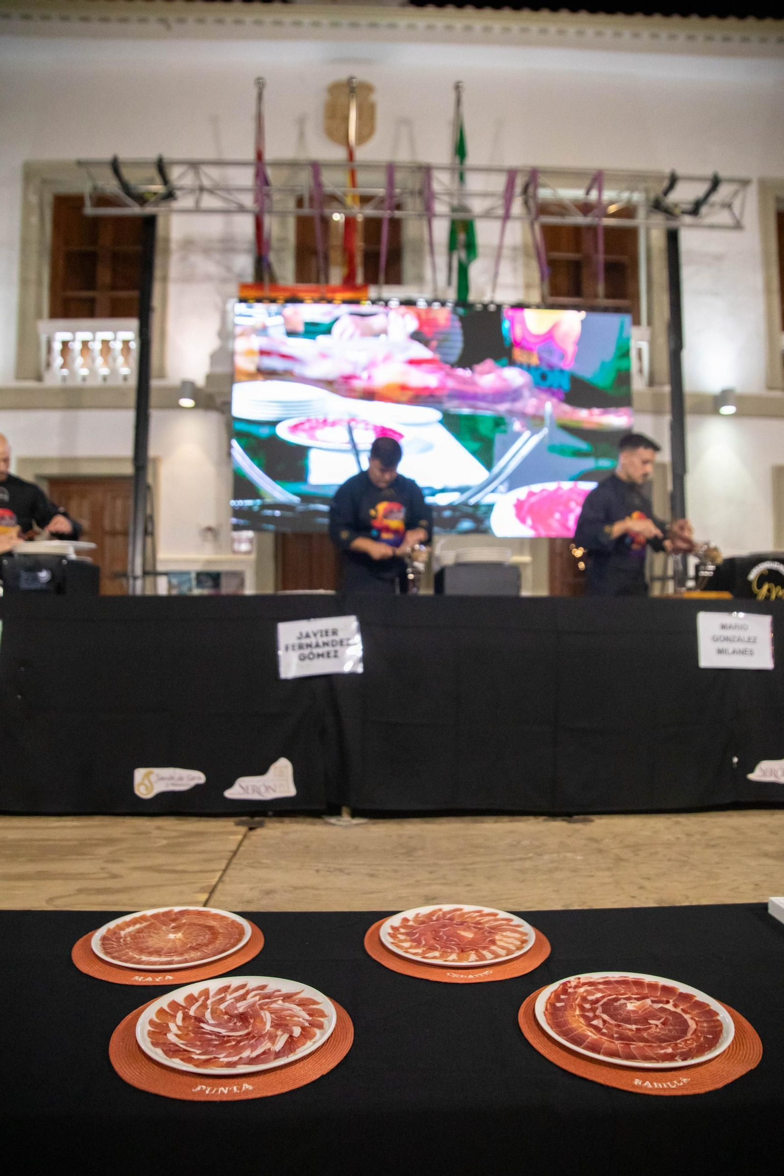 Concurso de cortadores de jamón en Serón, en imágenes