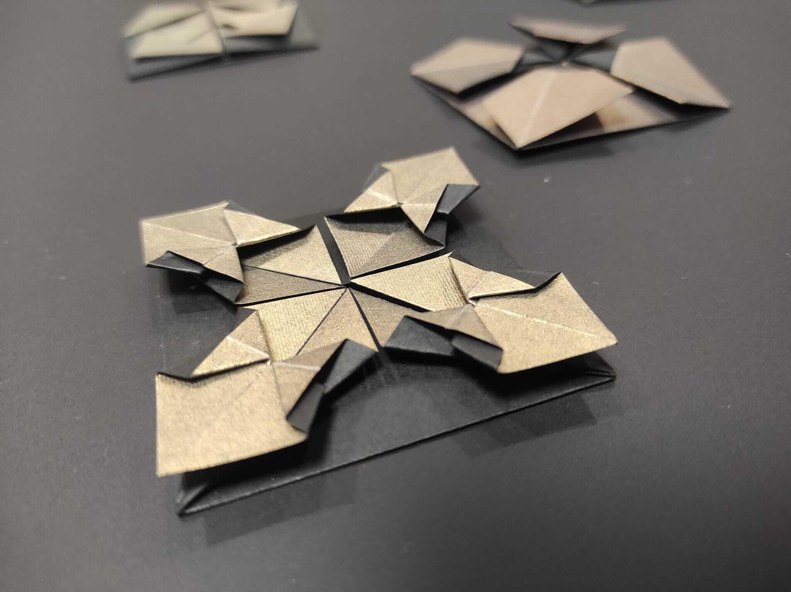 Uno de los trabajos de JuanOto con los que hace composiciones para sus cuadros.