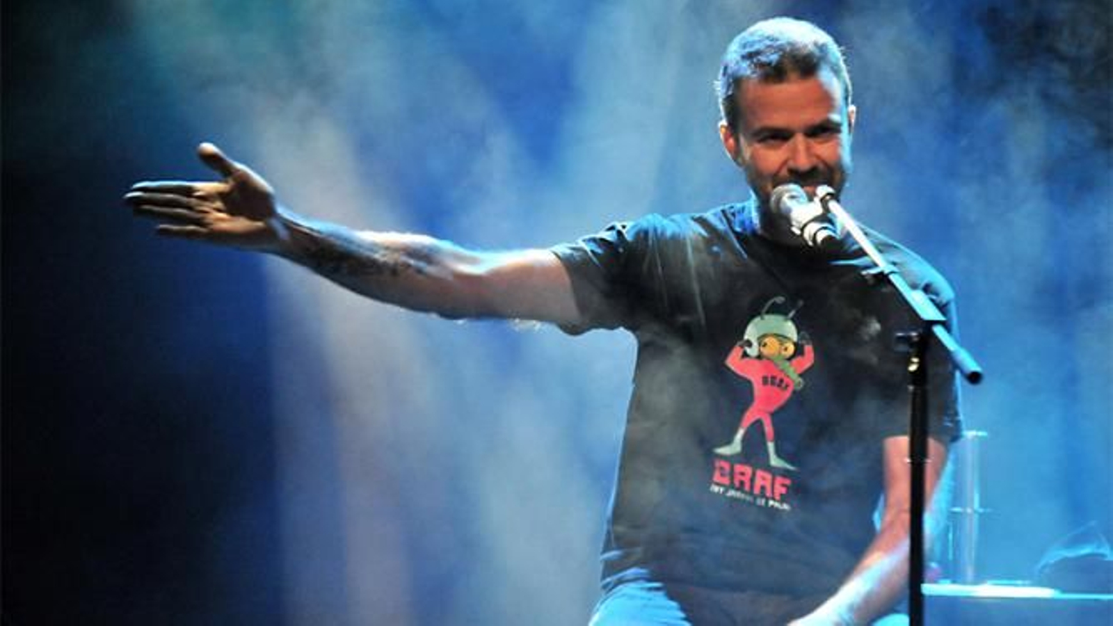 Pau Donés, durante un concierto de Jarabe de Palo.