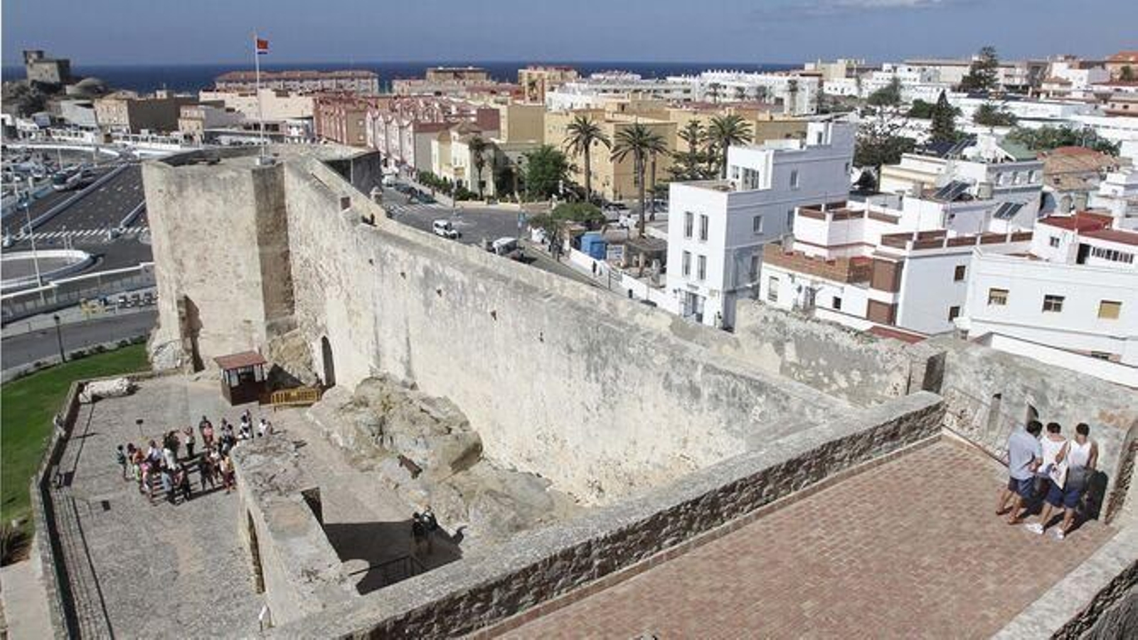 Castillo de Guzmán el Bueno