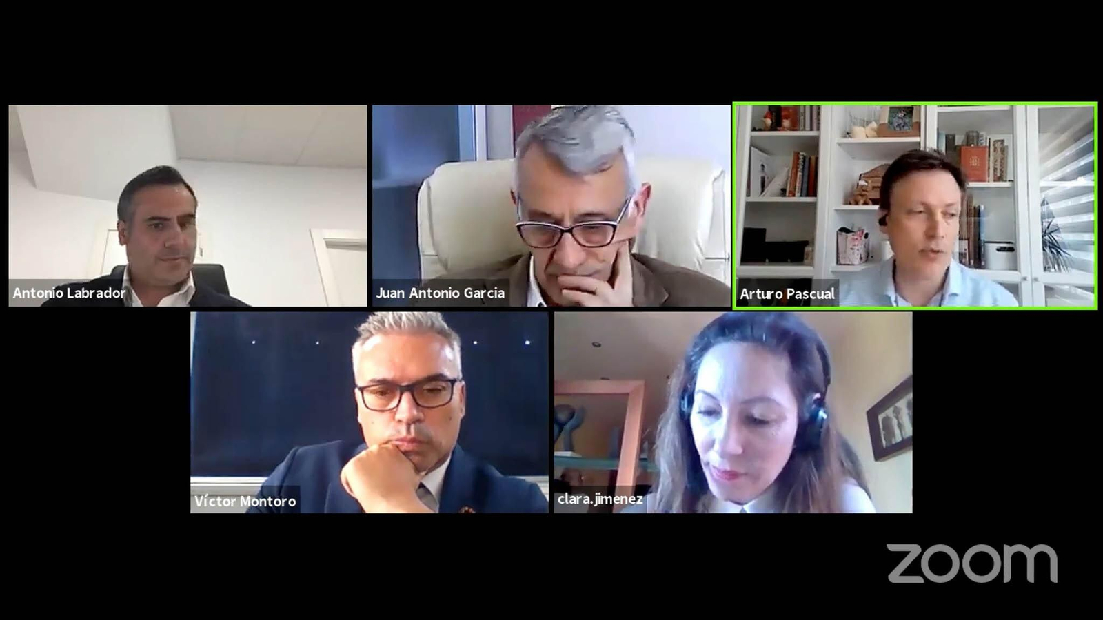 Constitución de Reina a través de videoconferencia.