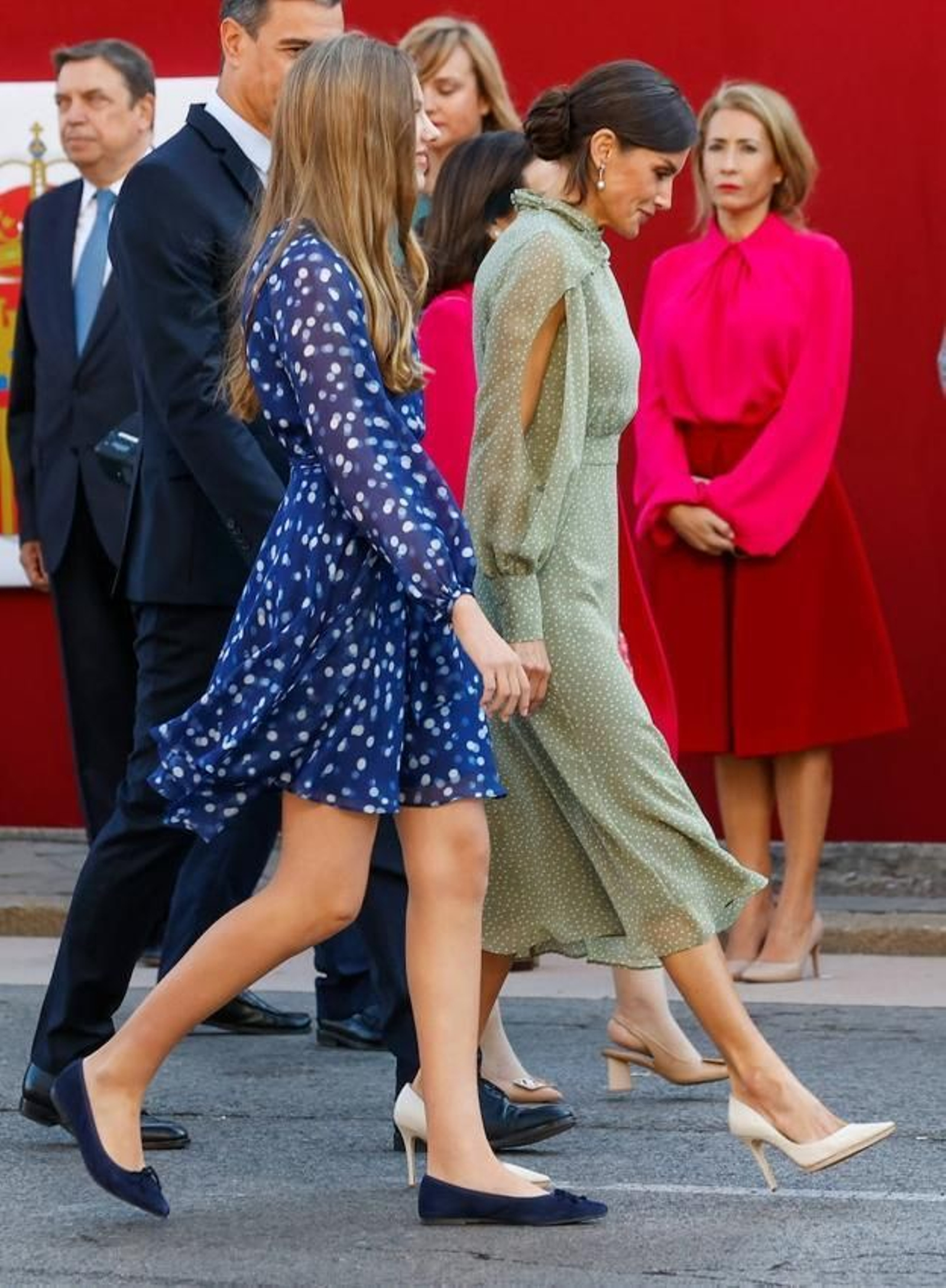 La Reina Letizia con vestido de Vogana en el Día de la Hispanidad.
