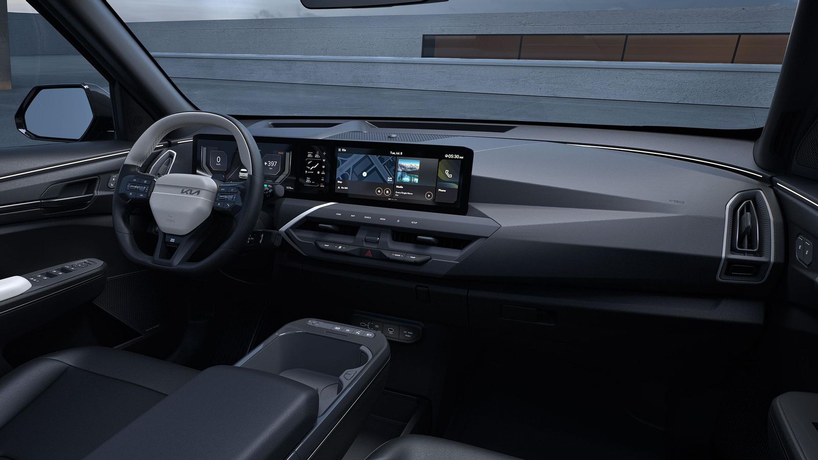 Las pantallas o las zonas de los distintos mandos podrían ser los del EV3, ahora bien, la base del salpicadero sí cambia de uno a otro.