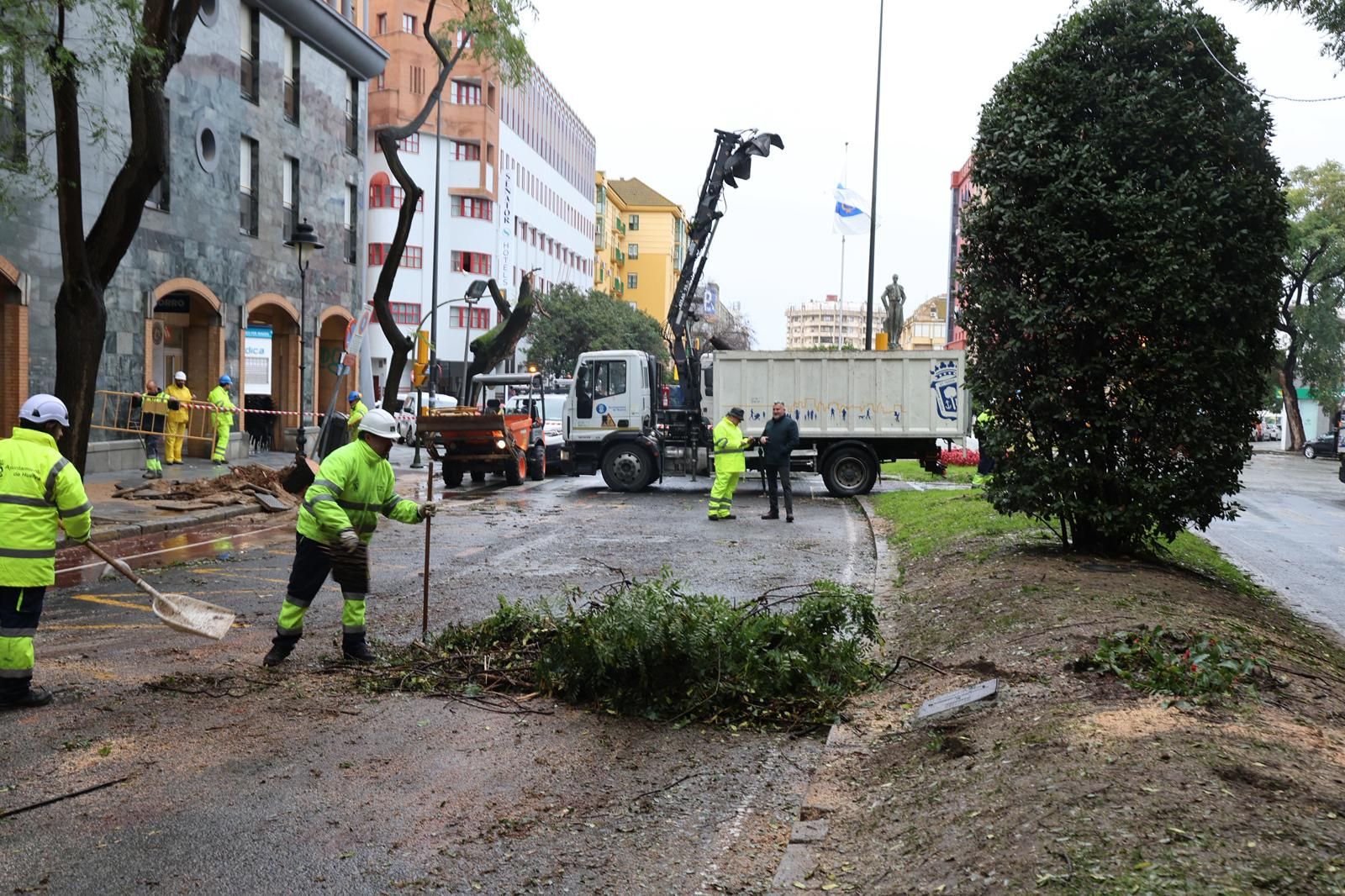 Rotura de la tubería este miércoles en Pablo Rada por la borrasca Kristin.