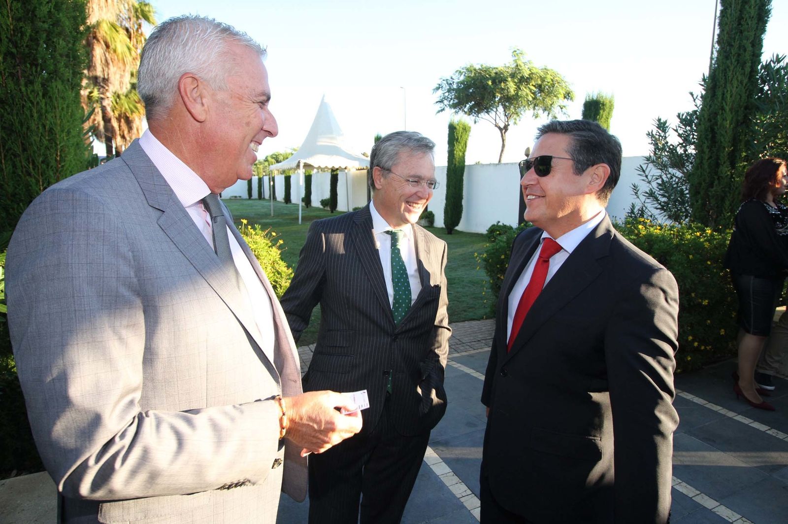 Imágenes del Desayuno Informativo del Grupo Joly con Javier Targhetta