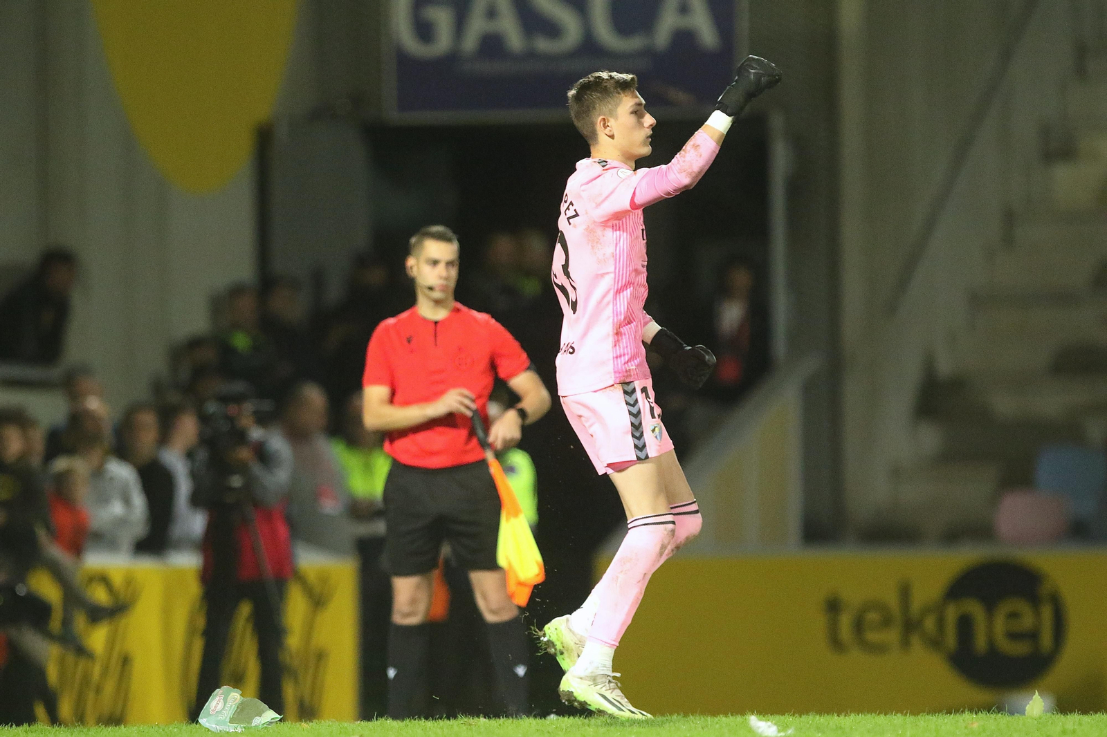El Barakaldo-Málaga CF, en fotos