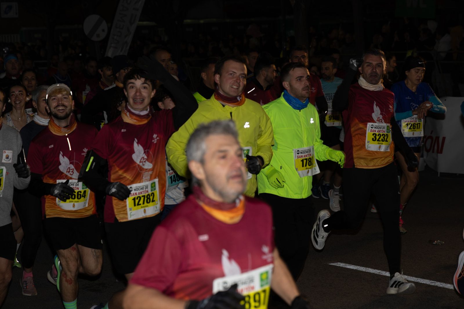 Encuéntrate en la salida de la Carrera de San Antón 2026, en imágenes (2)