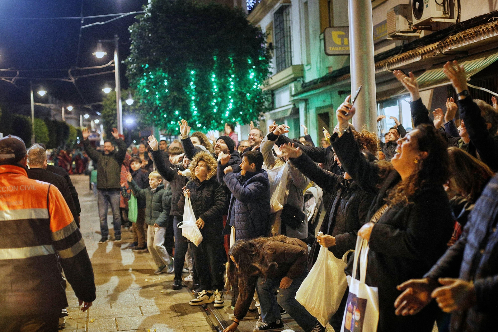 La Cabalgata de Reyes Magos de San Fernando, en imágenes
