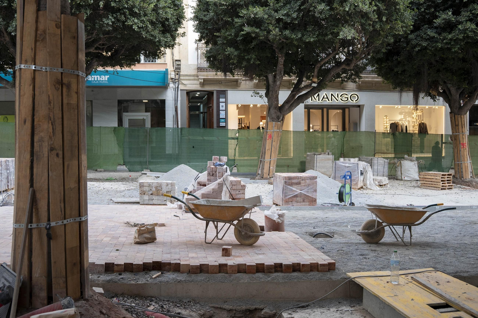 Las imágenes de las obras del paseo de Almería