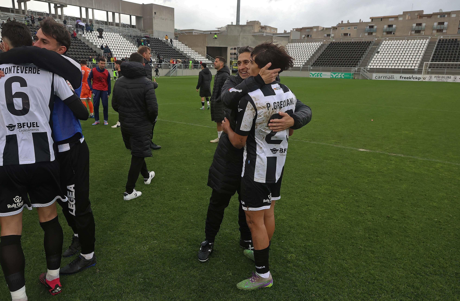 Las mejores fotos del Balona - Vélez de Segunda RFEF