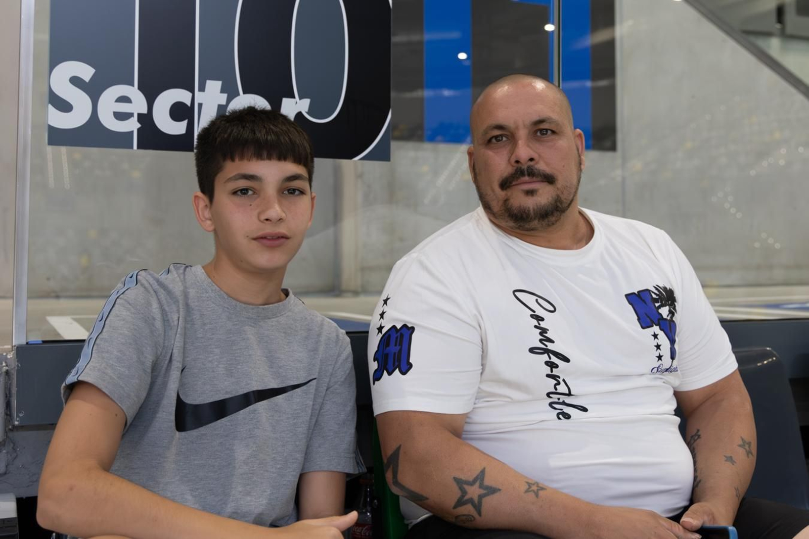 La Marea Amarilla: el alma del Olivo Arena, en imágenes