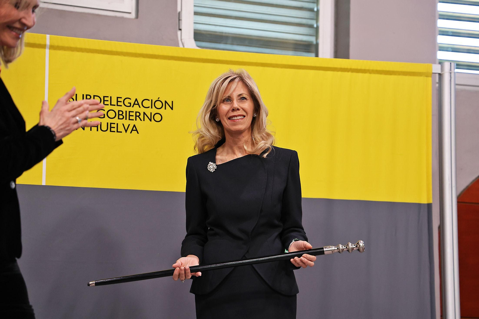 Imágenes de la toma de posesión de María José Rico, nueva subdelegada del Gobierno en Huelva