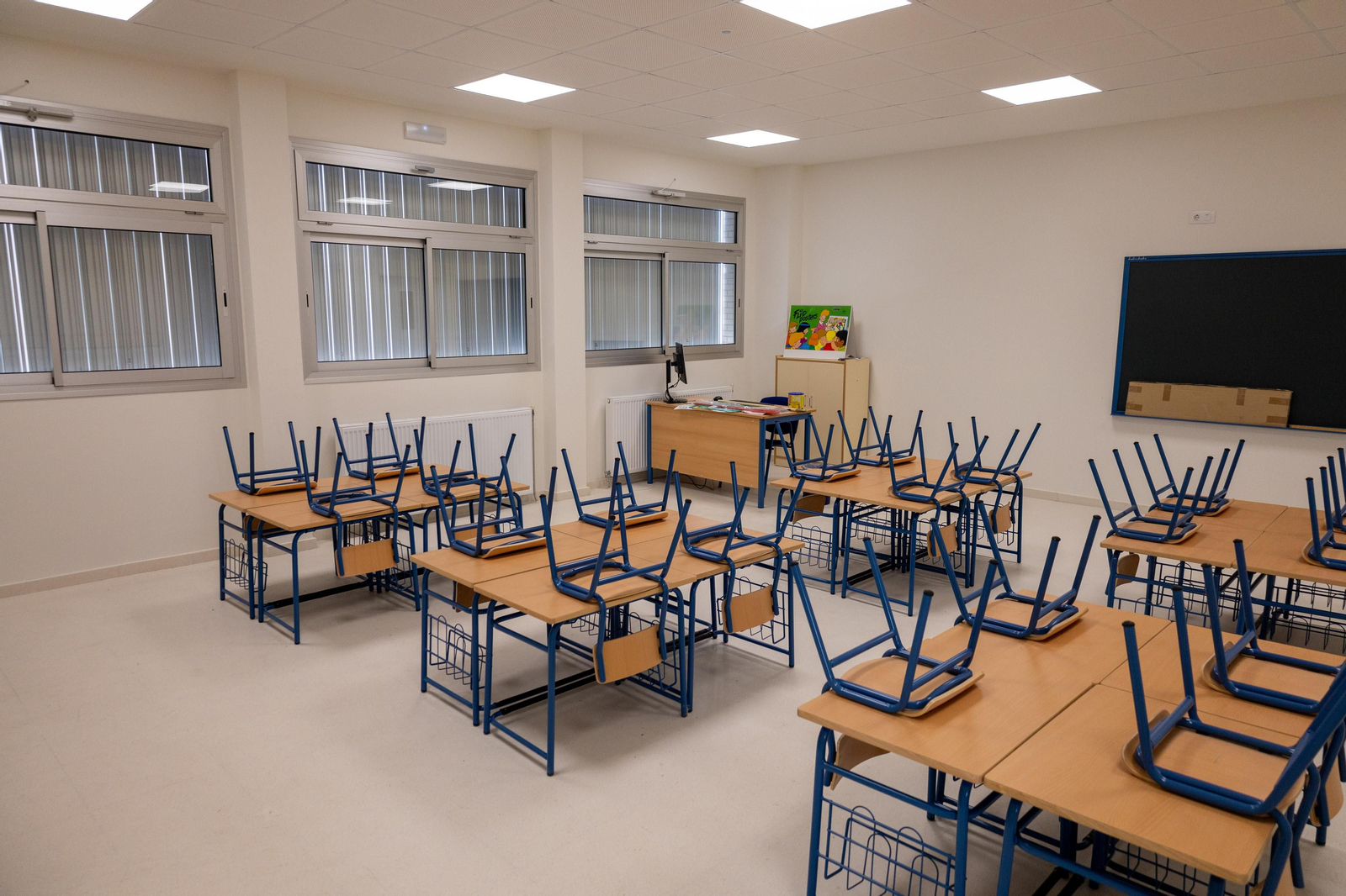 Un recorrido en imágenes por el interior del nuevo colegio del Ensanche Sur en Huelva