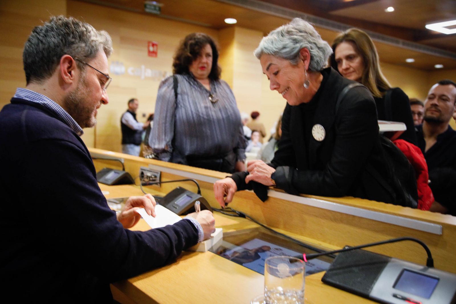 ¿Has estado en la presentación del libro de Máximo Huerta? Entra en la galería y buscate