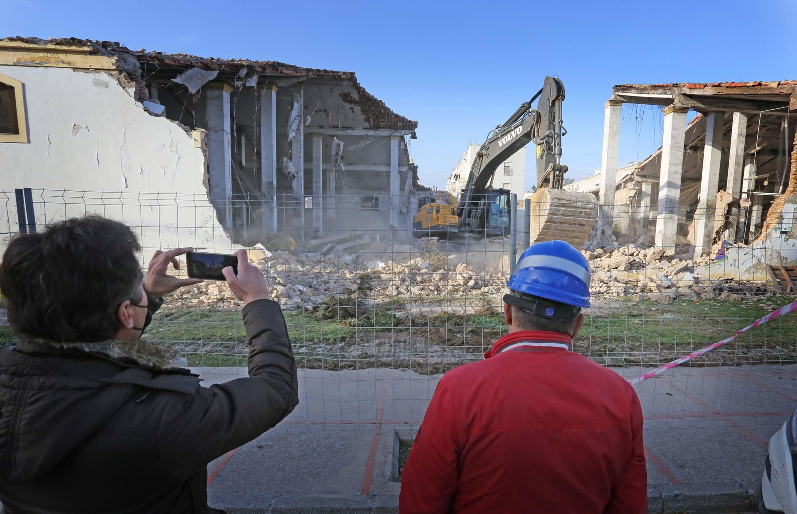 Derribo de casco bodeguero en la cale Pizarro