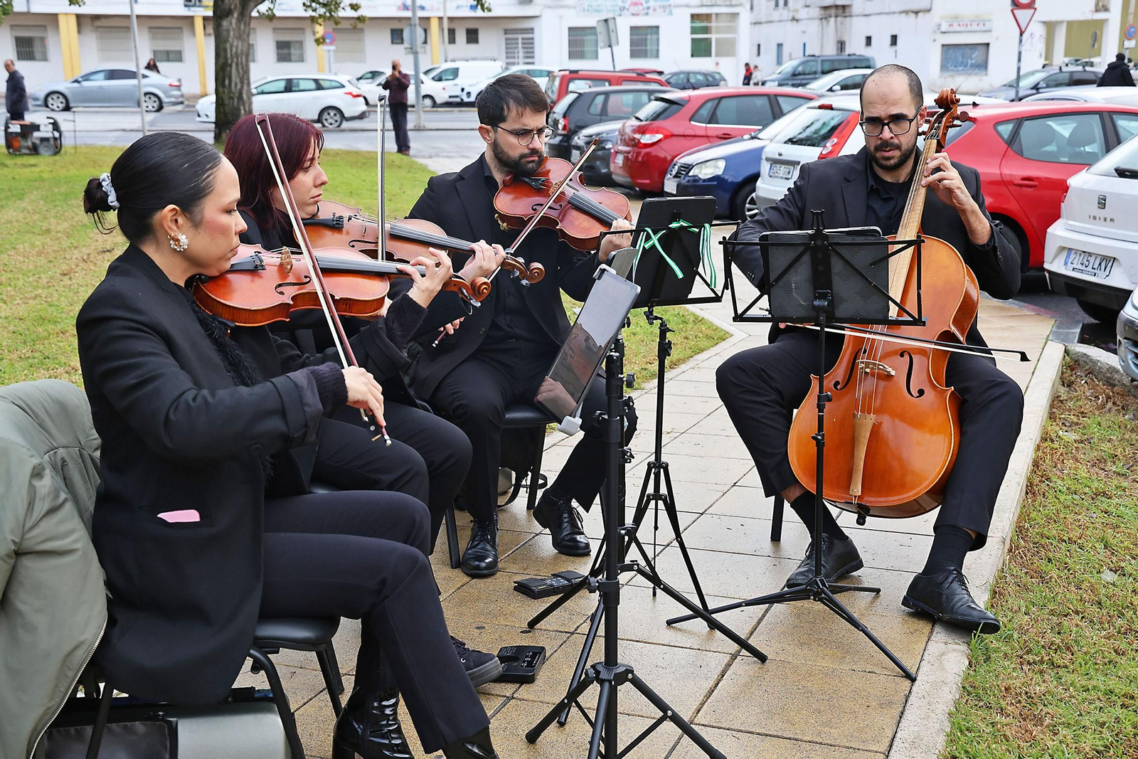 Descubren un azulejo conmemorativo del Día de la Bandera de Andalucía
